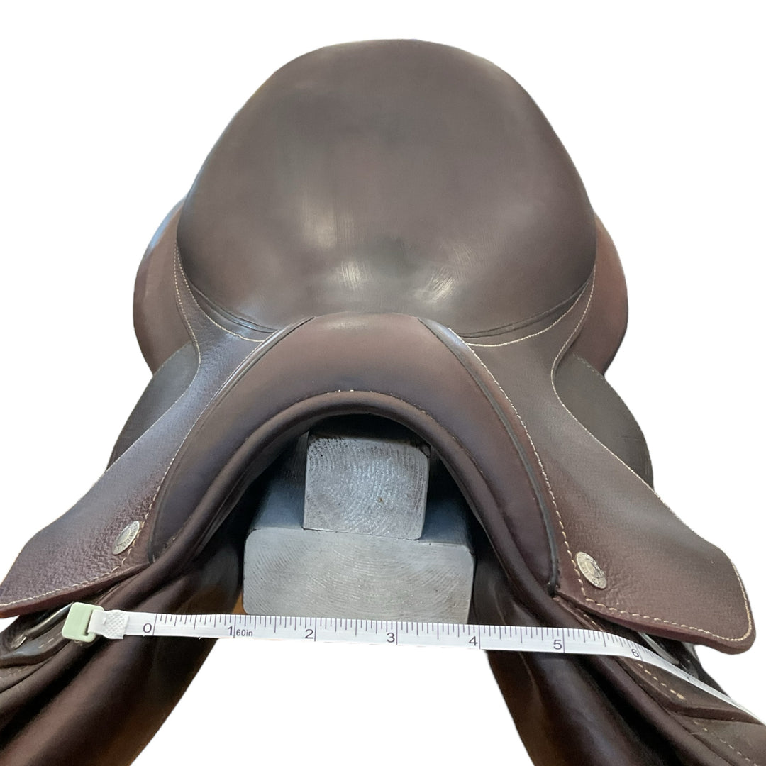 17.5" Devoucoux Biarritz S Medium Used Hunter/Jumper Saddle - H