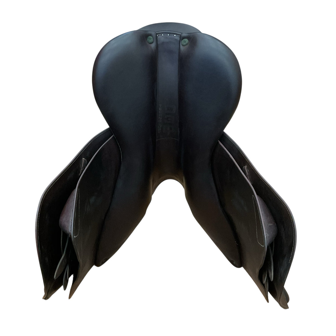 17.5" Devoucoux Biarritz S Medium Used Hunter/Jumper Saddle - H