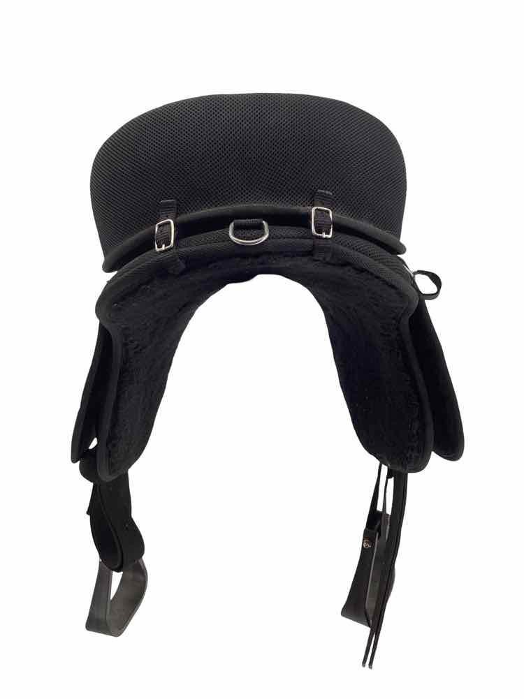 17" Cashel used endurance saddle black treeless with pad and stirrups B