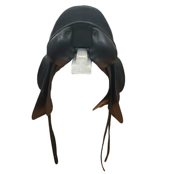 17" Verhan Odyssey Wide Used Dressage Saddle