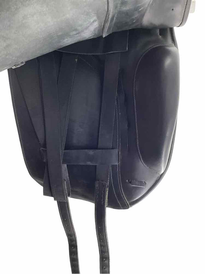 18" Albion SLK used dressage saddle