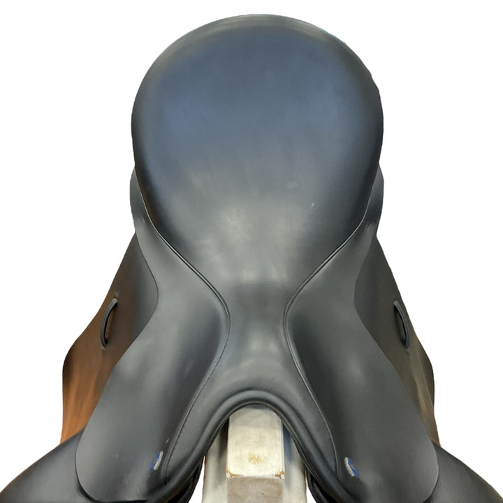 18" Hastilow & Sons Bentley Adjustable Demo Condition Dressage Saddle - H