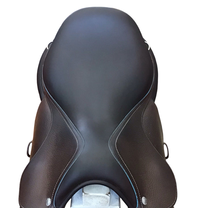 17" Devoucoux Biarritz O Medium Used Hunter/Jumper Saddle - H