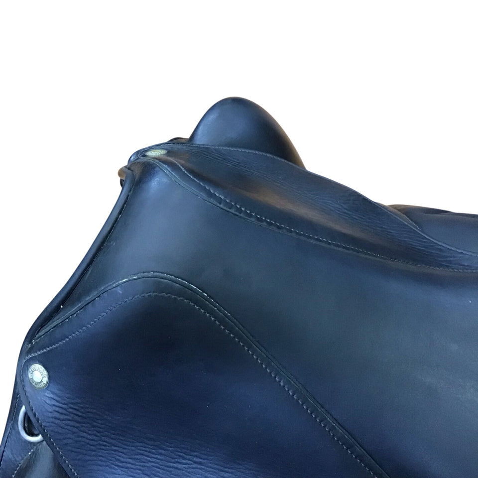 18" Devoucoux Makila Medium Used Dressage Saddle - H