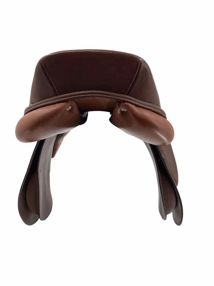 17" Dover Circuit used close contact saddle B