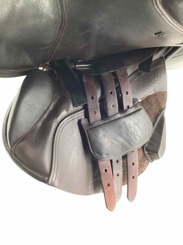 18" Hastilow Concept adjustable set wide used close contact saddle B