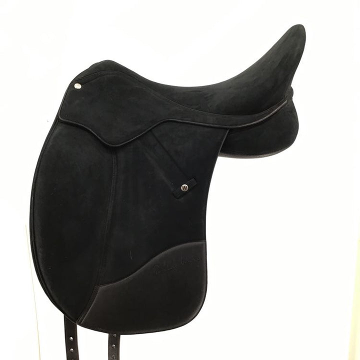 18" Wintec adjustable used dressage saddle B