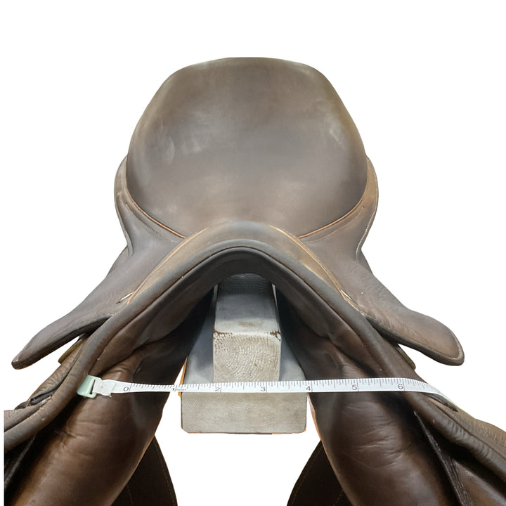 17" Intrepid Pro-Trainer Arwen Deluxe Adjustable Used Hunter/Jumper Saddle