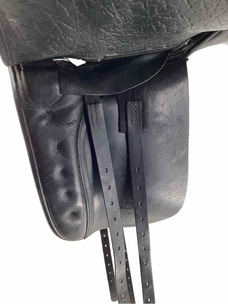 17.5" County used dressage saddle B