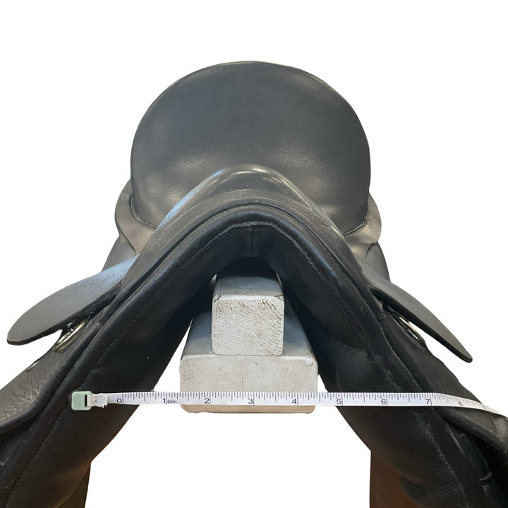 17.5" Kincade Wide Used Dressage Saddle