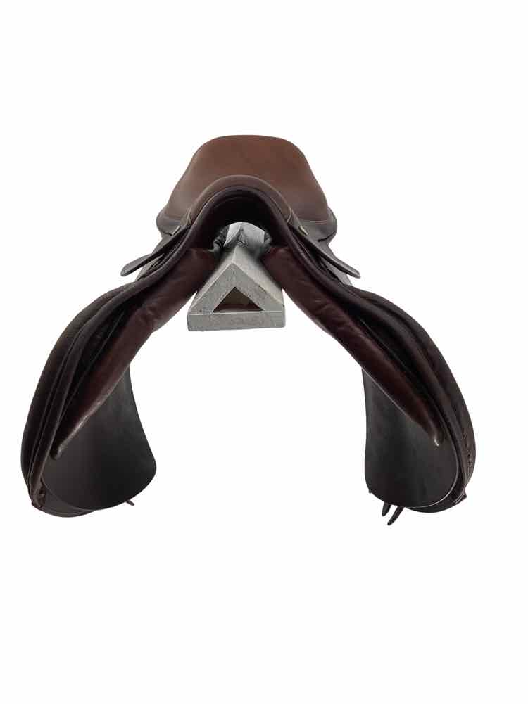 17"  Liberty used close contact saddle