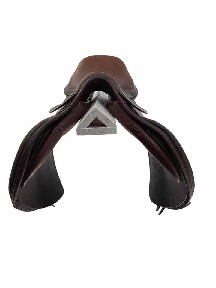 17"  Liberty used close contact saddle