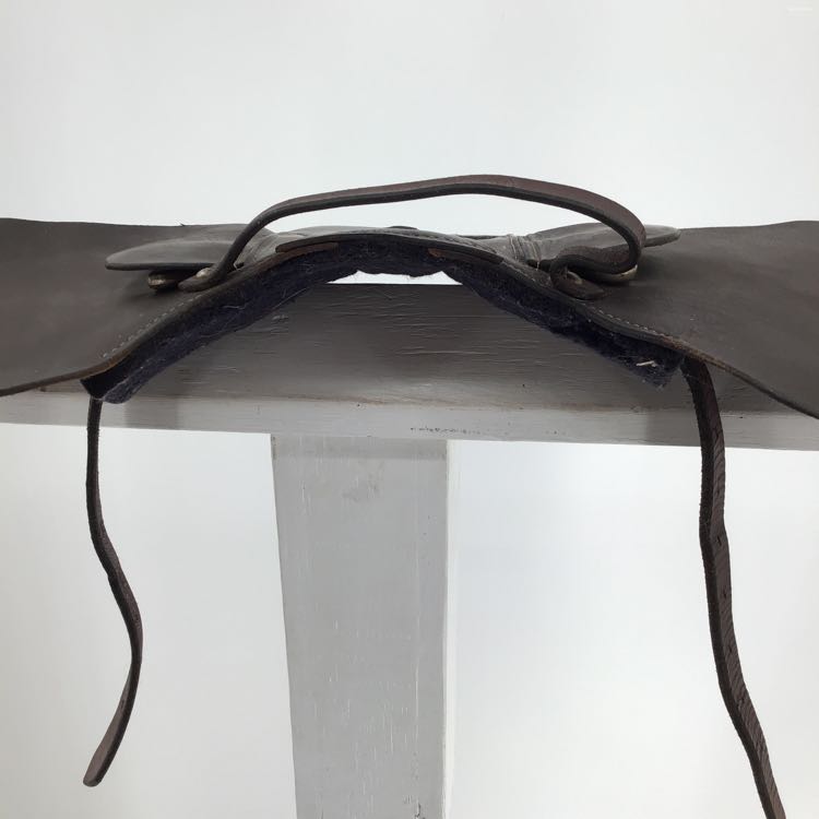 15" Childrens lead line saddle B