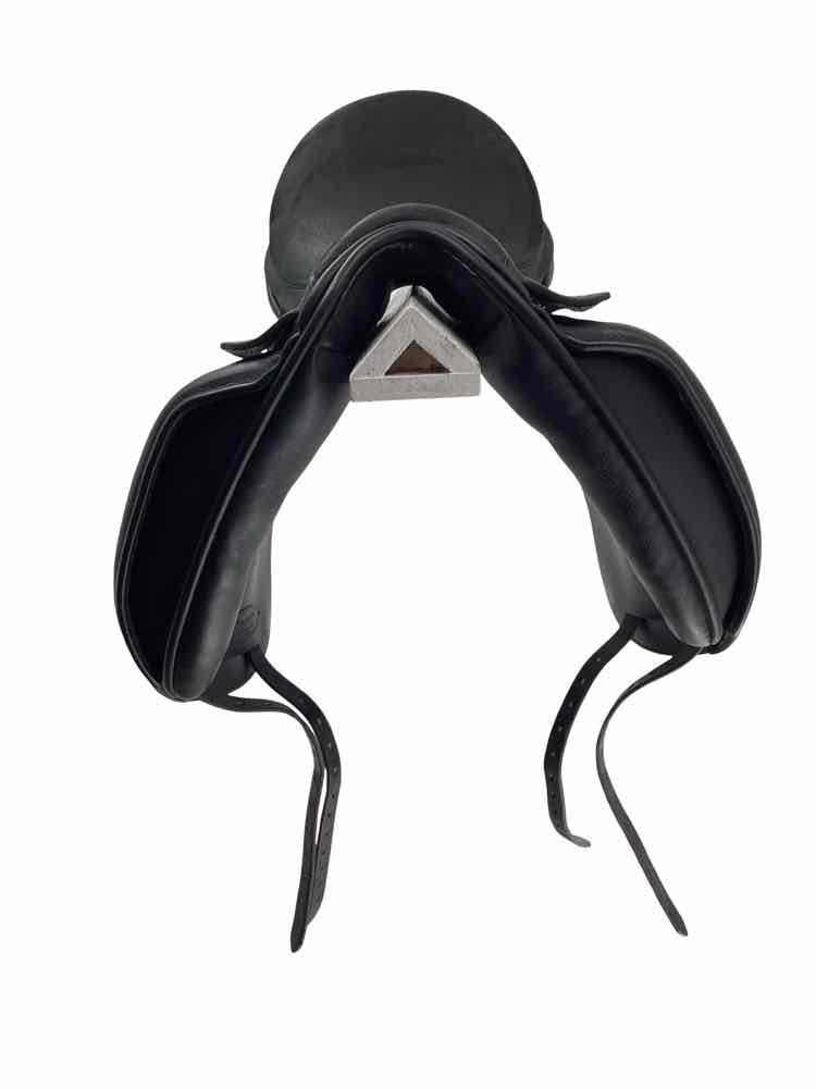 17.5" Custom Saddlery used dressage saddle wool flocked , demo condition