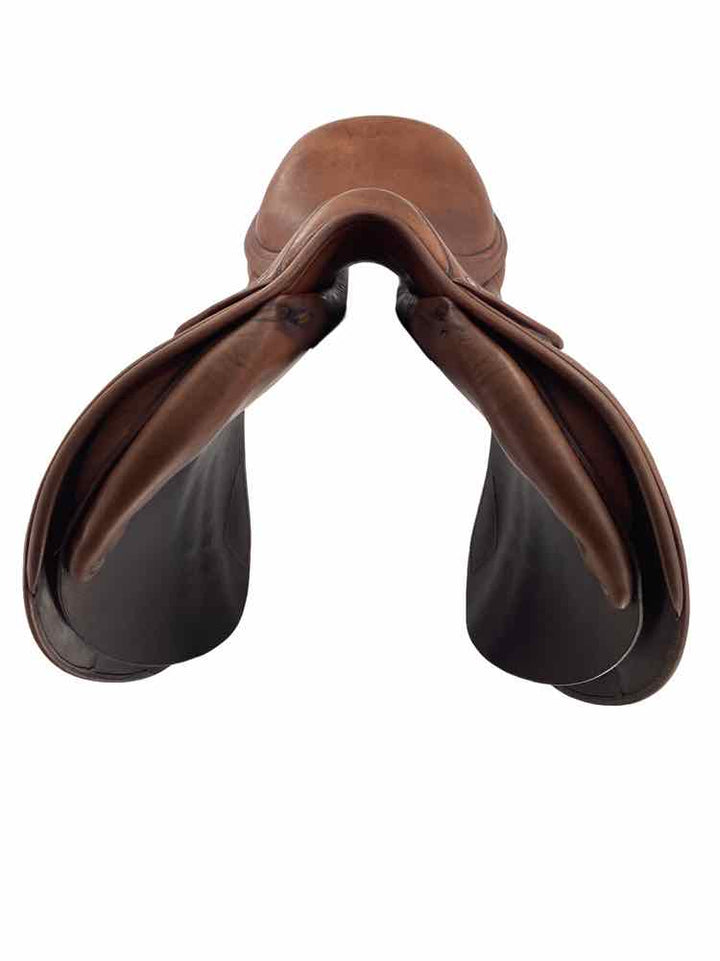 16.5" Antares used close contact jumping saddle B