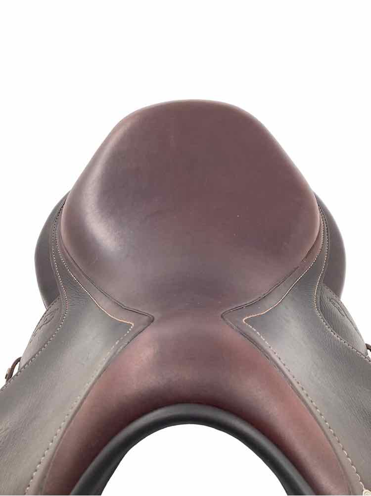 17" Antares used close contact saddle wool flocked
