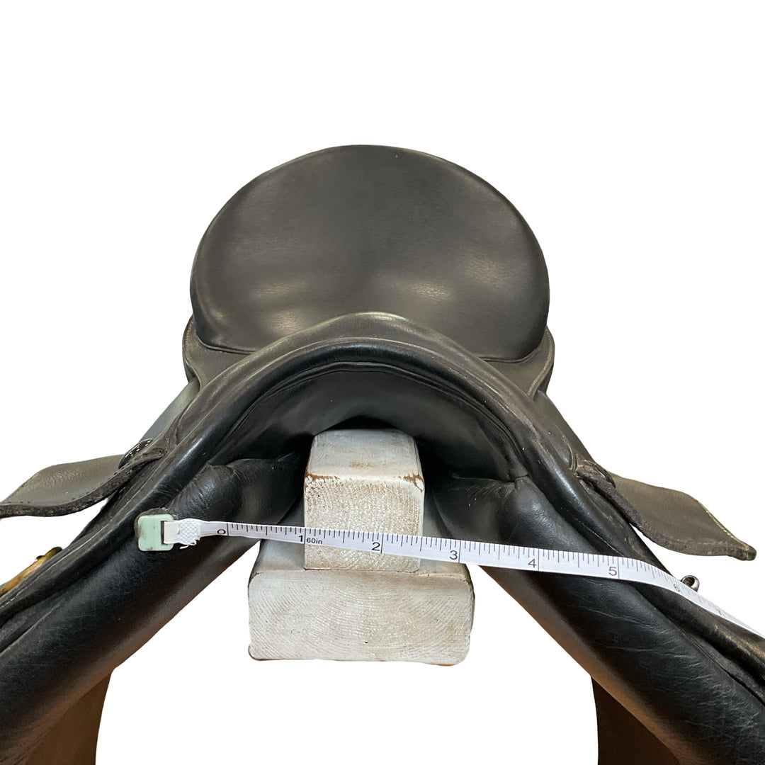 16.5" Thornhill Pro Trainer Saddle Line Med/Wide Used Dressage Saddle