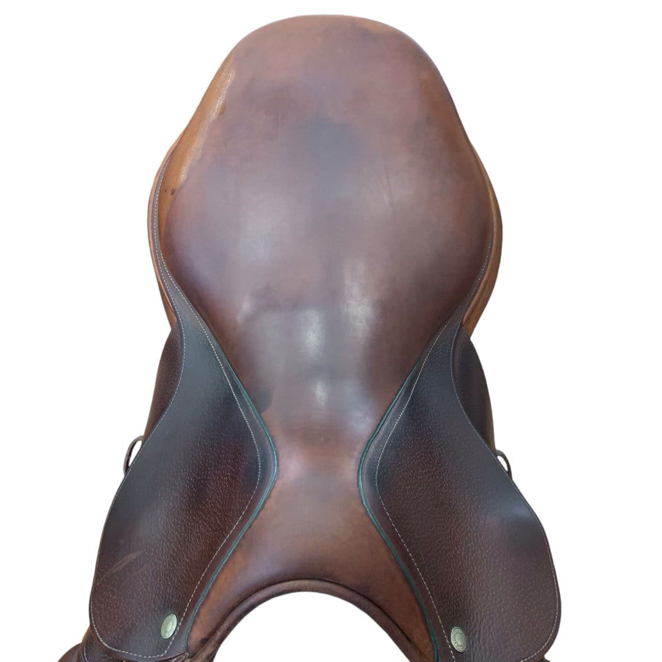 18.5" Devoucoux Biarritz Medium Used Hunter/Jumper Saddle - H