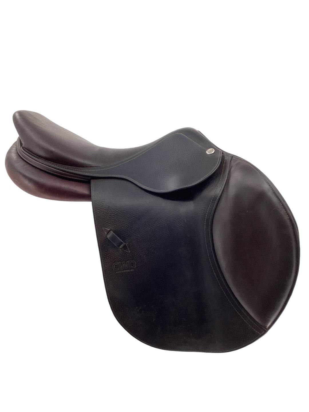 17.5" CWD used close contact saddle B