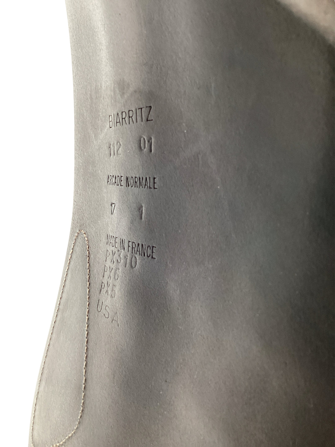 17" Devoucoux used close contact saddle
