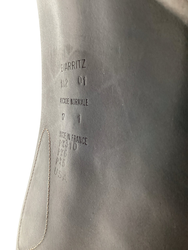 17" Devoucoux used close contact saddle