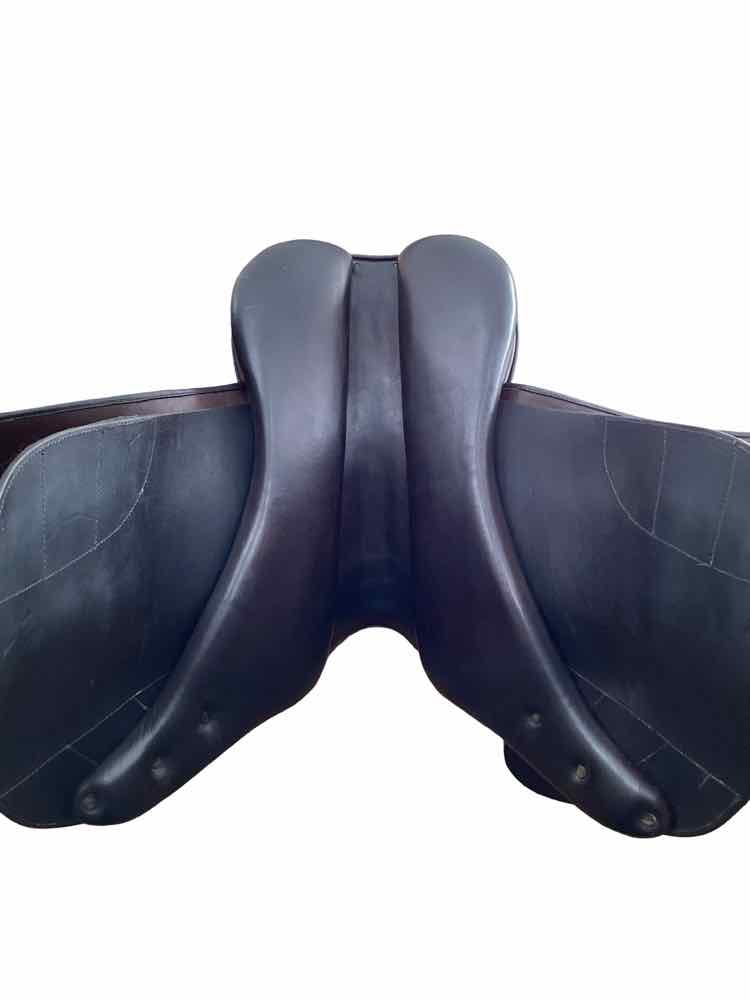 16" M Toulouse used close contact saddle B has black cover