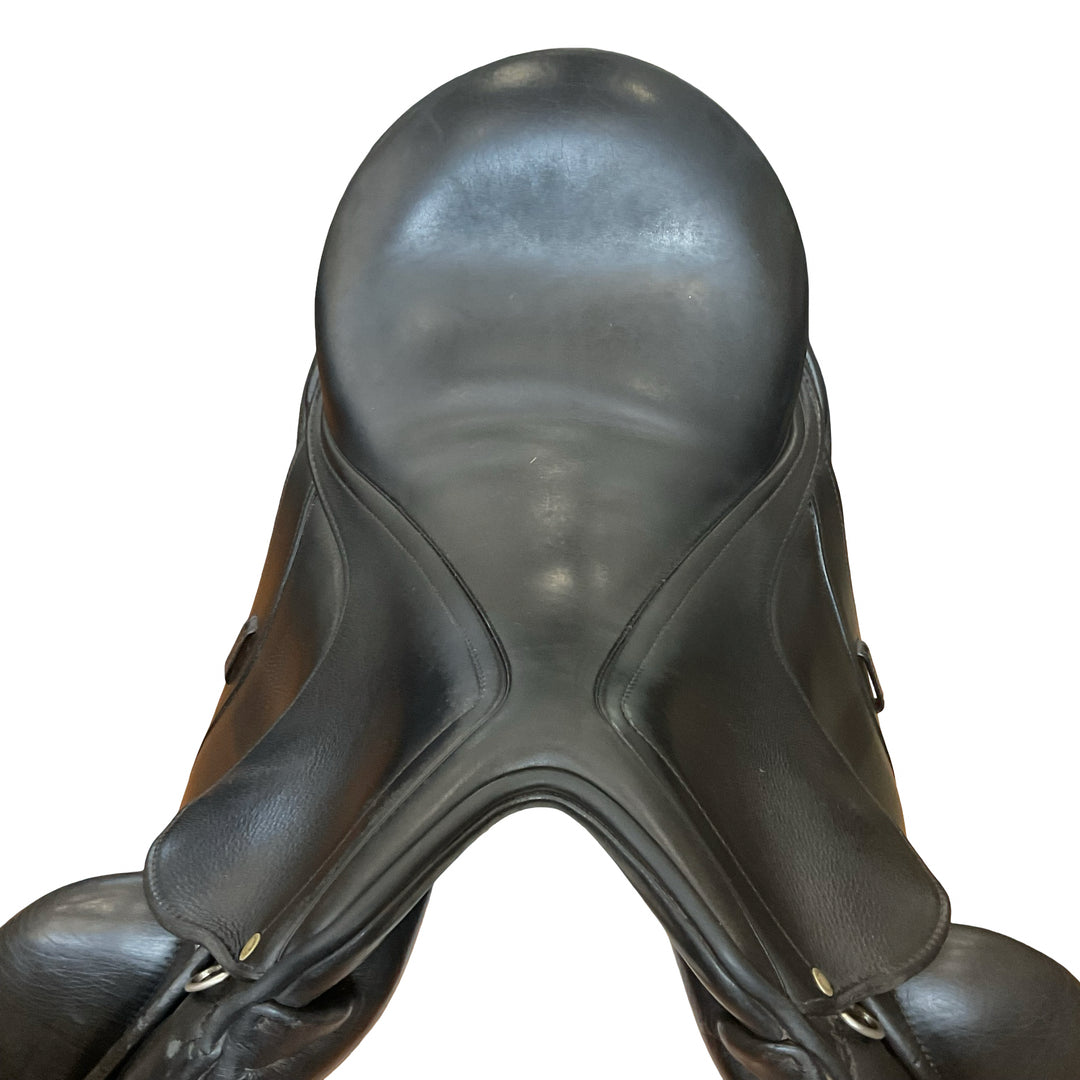 17.5" Schleese Link II Size 2 Med/Wide Used Dressage Saddle