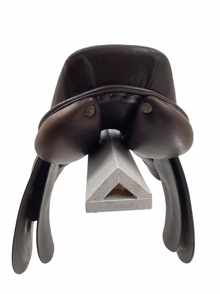 16.5" Dover Circuit used close contact saddle