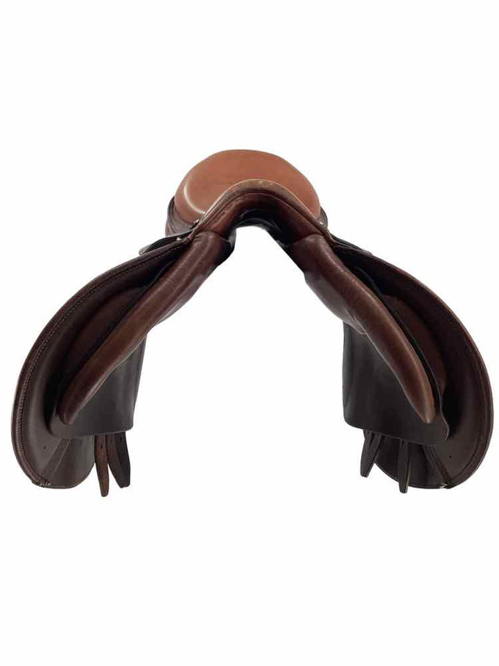16.5" Bella Christine adjustable  used close contact saddle B