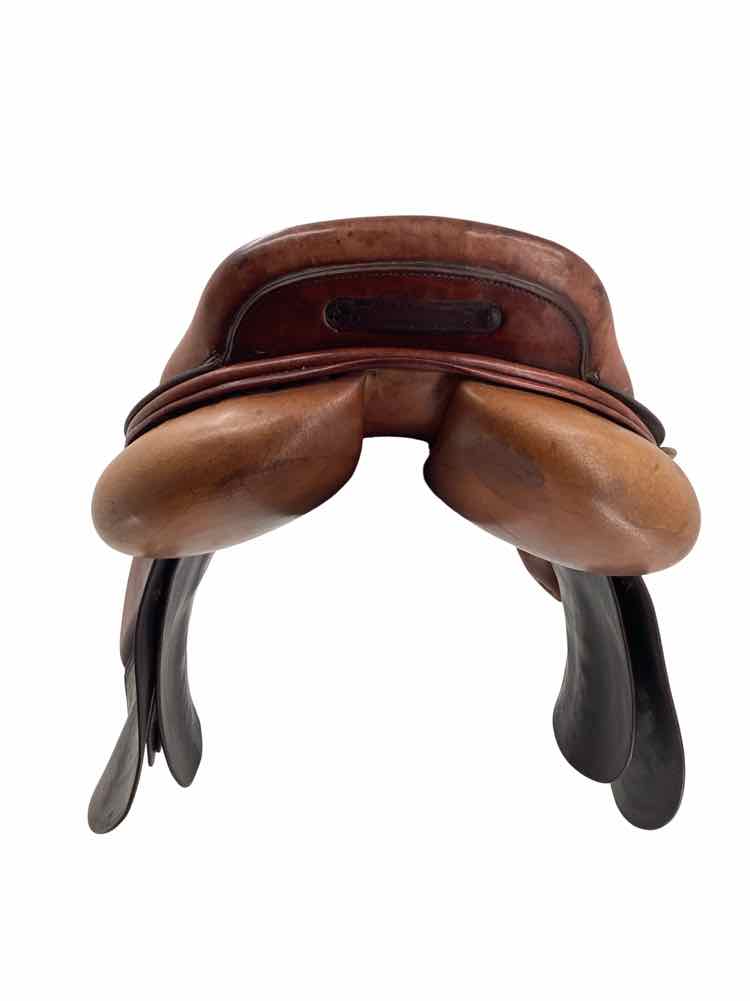 17"  Pessoa used close contact saddle B