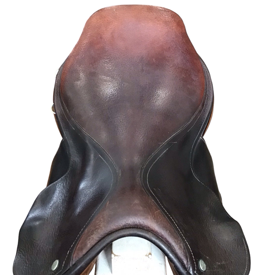 17" Beval Devon Medium Used Hunter/Jumper Saddle - H
