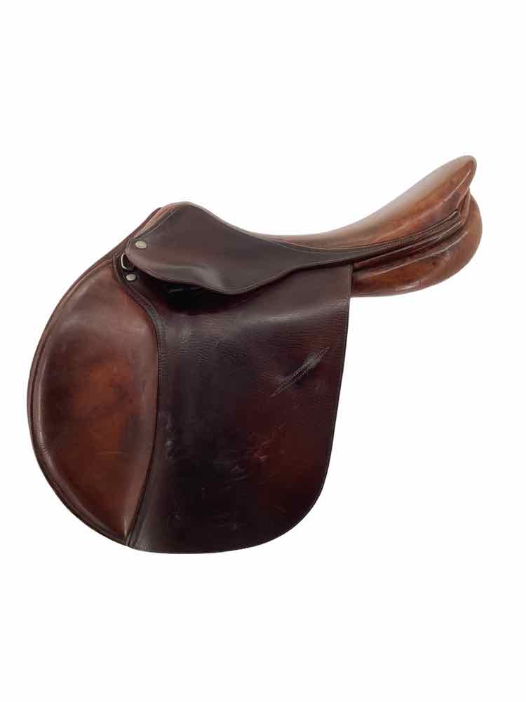 17.5" Luc Childeric used close contact saddle B