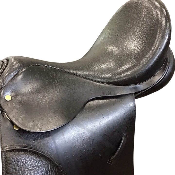 17.5" State Line Cambridge Wide Used Dressage Saddle - H