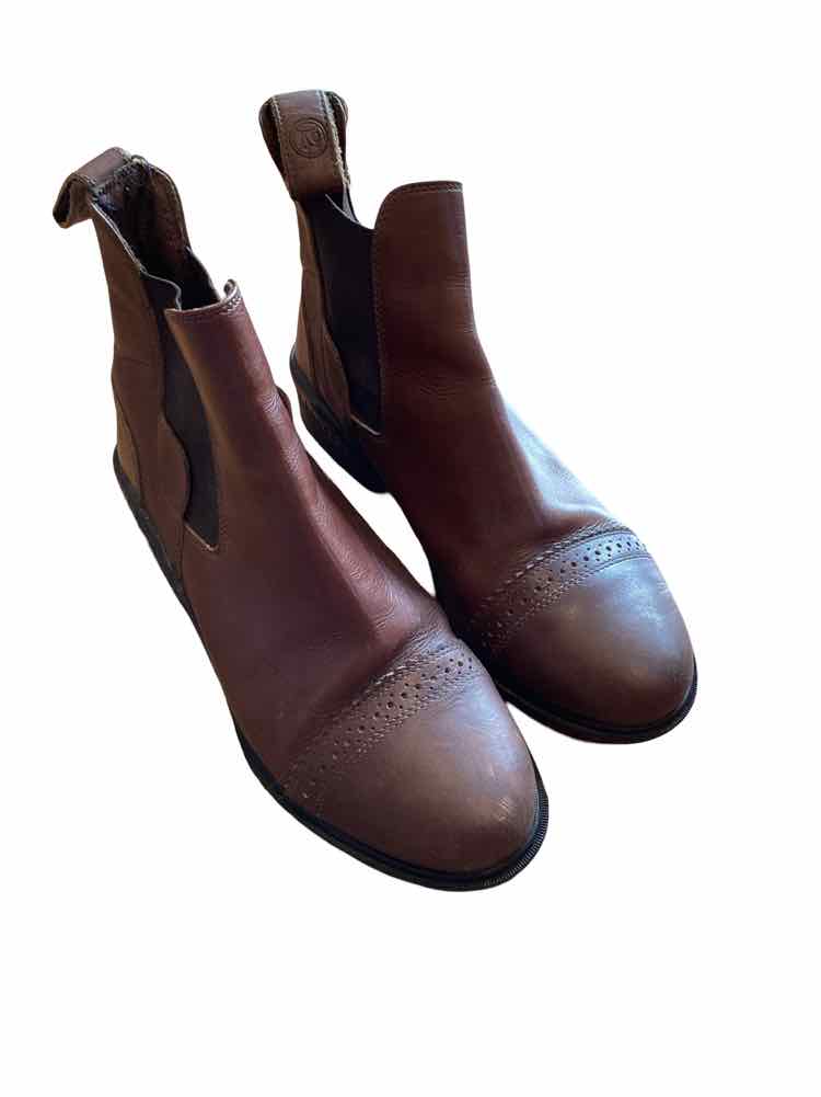 OVATION 39/8-8.5 Pull On Chelsea Boots USED B