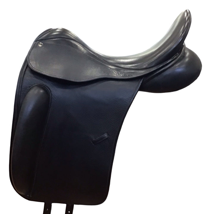 17" County Perfection Narrow Used Dressage Saddle - H