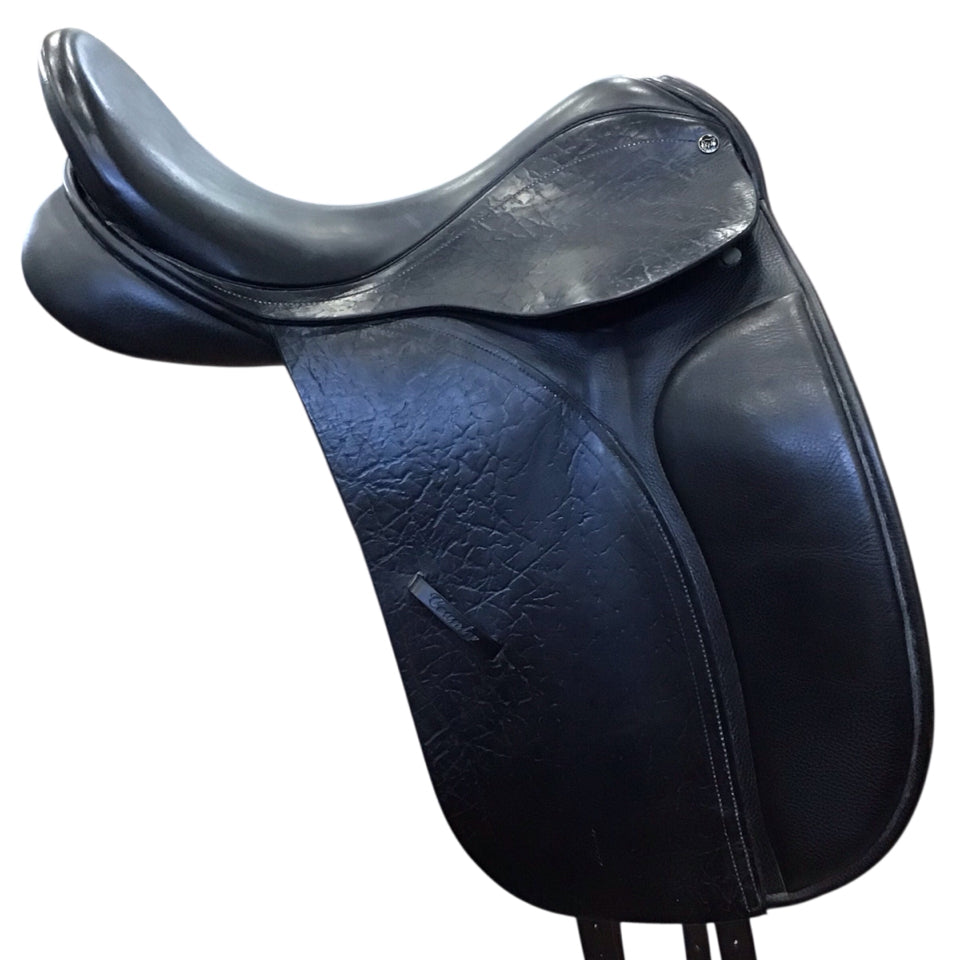 17" County Connection Medium Used Dressage Saddle - H