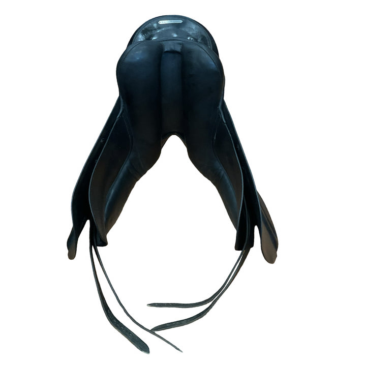 17" Jorge Canaves by Thornhill Vienna II 30cm Medium Used Dressage Saddle