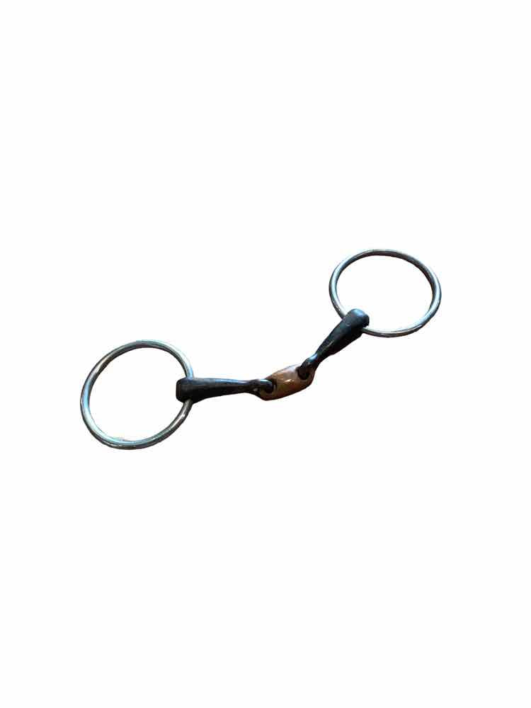 4.75" Sweet Iron Raised Ribs Loose Ring w/Lozenge USED B