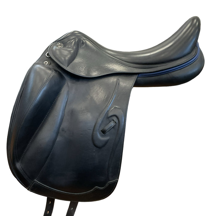 18" Prestige Venus K-New 33cm Medium Used Dressage Saddle