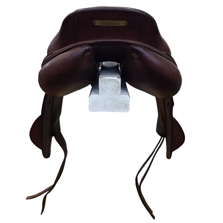 17.5" CWD SE09 Medium Used Hunter/Jumper Saddle - H