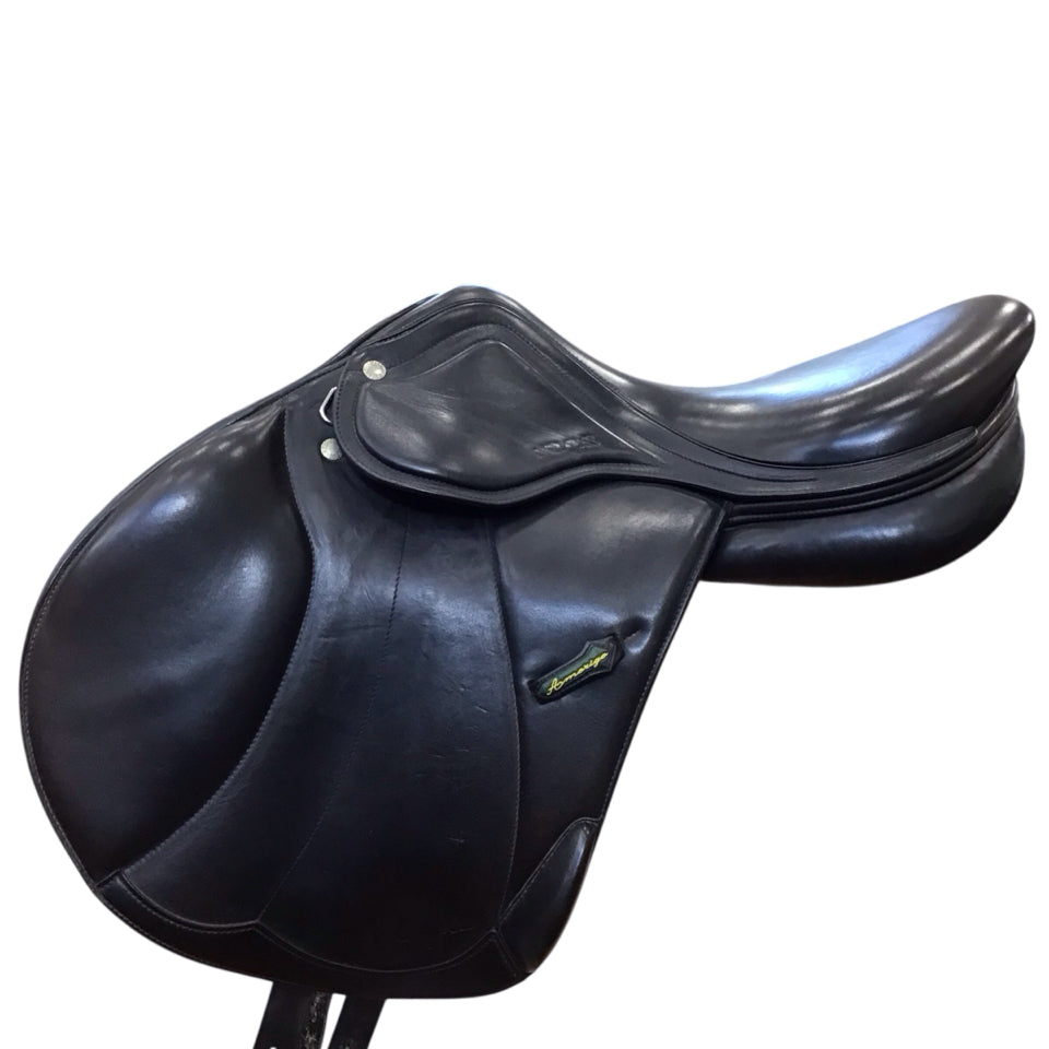 16" Amerigo Vega Medium Used Childs Hunter/Jumper Saddle - H