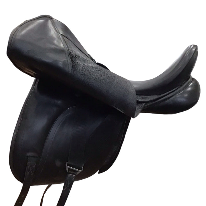 18" Custom Saddlery Wolfgang Solo Wide Used Dressage Saddle - H