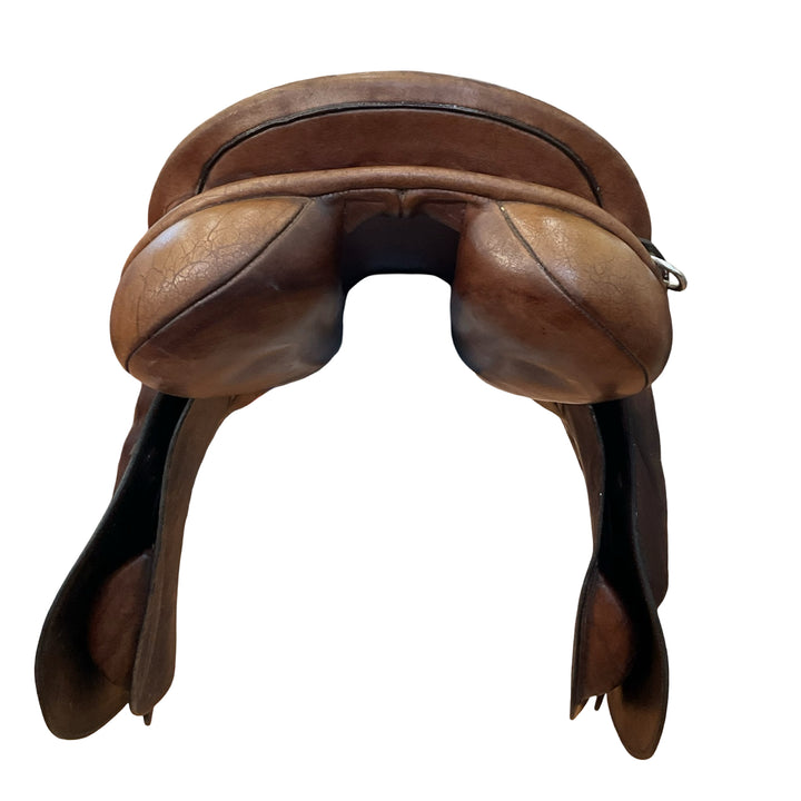 17" County Conquest Medium Used Hunter/Jumper Saddle