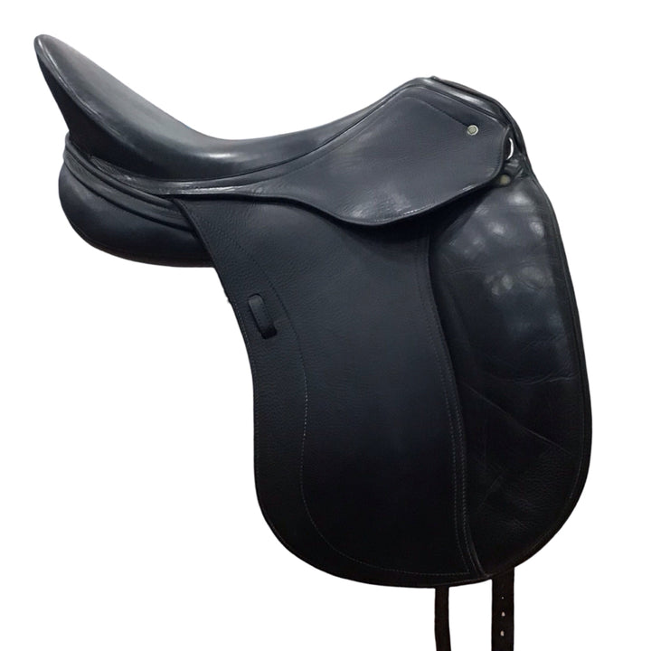 18" Schleese Triumph Wide Used Dressage Saddle - H