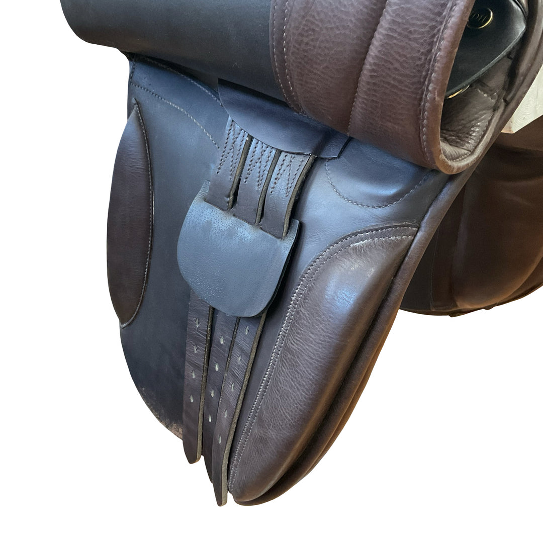 18" Derby House Wide Used Dressage Saddle