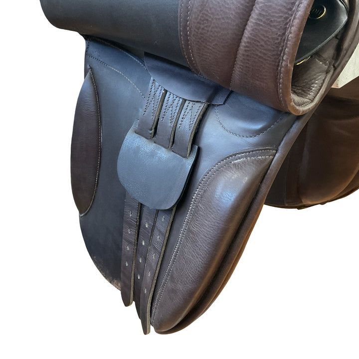 18" Derby House Wide Used Dressage Saddle