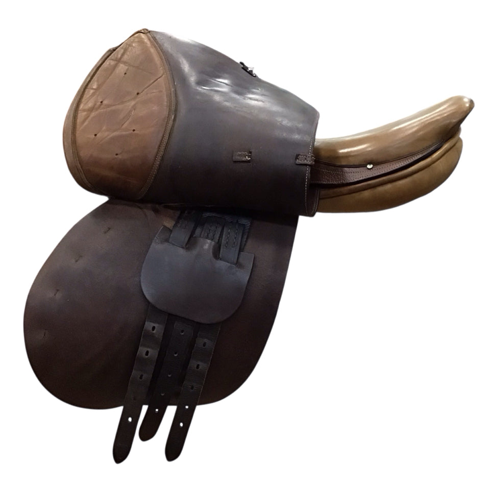 16.5" Beval Devon 2000 Med/Narrow Used Hunter/Jumper Saddle - H
