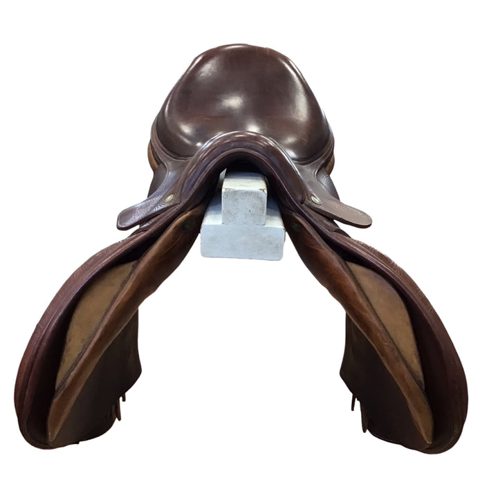 17" Devoucoux Biarritz Medium Used Hunter/Jumper Saddle - H