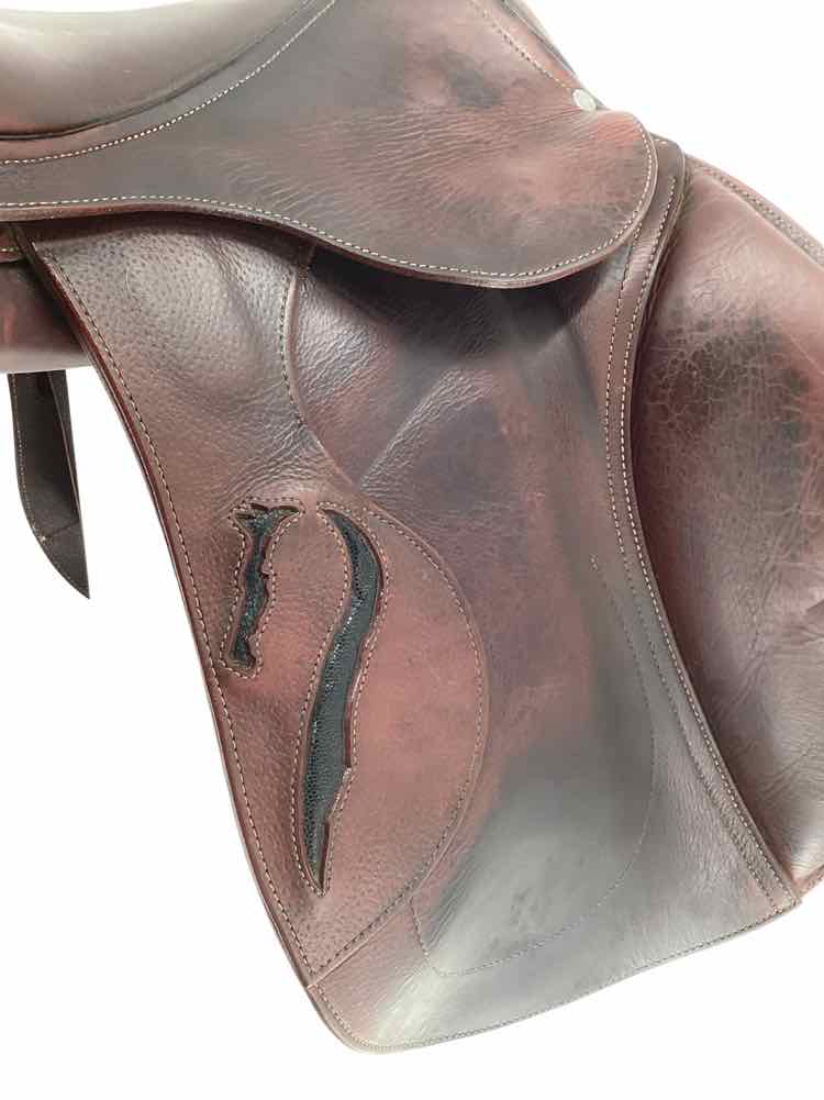 17.5" Antares Custom Comfort jump saddle used