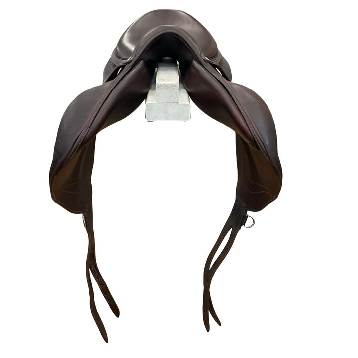 18-18.5" Devoucoux Chiberta Lab Medium Used Hunter/Jumper Saddle
